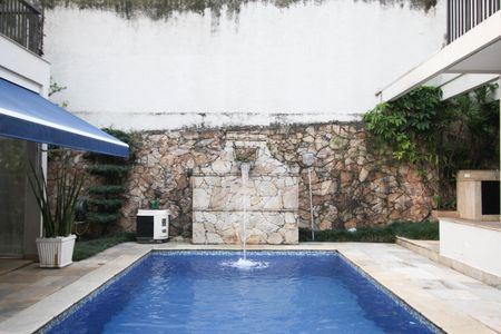 Casa à venda com 830m², 4 quartos e 4 vagasPiscina