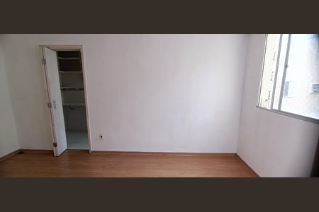 Apartamento à venda com 45m², 2 quartos e 1 vagaSala