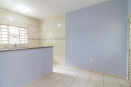 Casa para alugar com 84m², 1 quarto e sem vaga Casa para alugar com 84m², 1 quarto e sem vagaSala