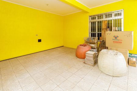 Casa à venda com 166m², 4 quartos e 2 vagas Casa à venda com 166m², 4 quartos e 2 vagasGaragem
