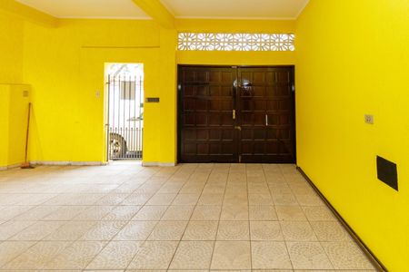 Casa à venda com 166m², 4 quartos e 2 vagas Casa à venda com 166m², 4 quartos e 2 vagasGaragem