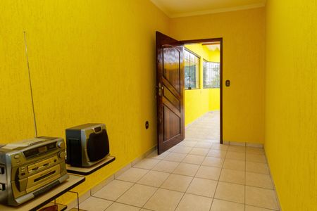 Casa à venda com 166m², 4 quartos e 2 vagas Casa à venda com 166m², 4 quartos e 2 vagasQuarto 3