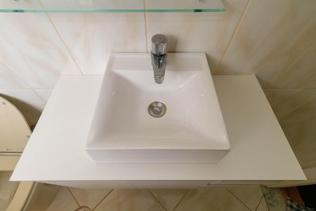 Casa à venda com 166m², 4 quartos e 2 vagas Casa à venda com 166m², 4 quartos e 2 vagasBanheiro 2 - torneira