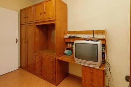 Casa à venda com 166m², 4 quartos e 2 vagas Casa à venda com 166m², 4 quartos e 2 vagasQuarto 1