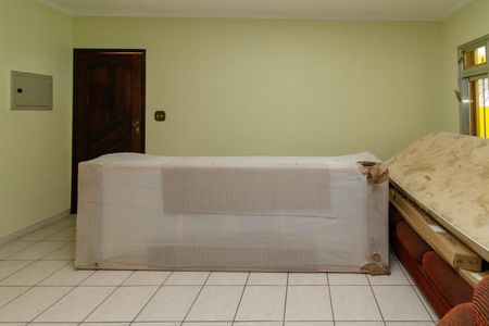 Casa à venda com 166m², 4 quartos e 2 vagas Casa à venda com 166m², 4 quartos e 2 vagasSala