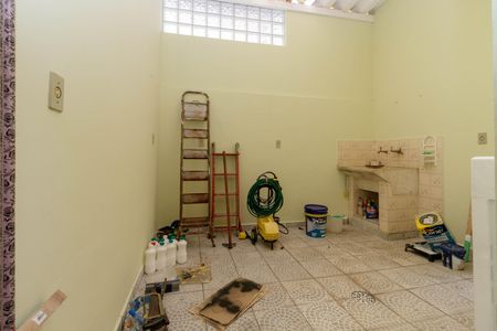 Casa à venda com 166m², 4 quartos e 2 vagas Casa à venda com 166m², 4 quartos e 2 vagasÁrea de Serviço