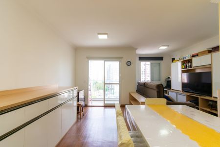 Apartamento à venda com 66m², 2 quartos e 1 vaga Apartamento à venda com 66m², 2 quartos e 1 vagaSala de Jantar
