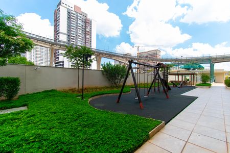 Apartamento à venda com 66m², 2 quartos e 1 vaga Apartamento à venda com 66m², 2 quartos e 1 vagaÁrea comum - Playground