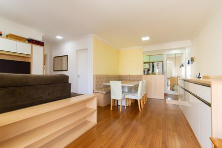 Apartamento à venda com 66m², 2 quartos e 1 vaga Apartamento à venda com 66m², 2 quartos e 1 vagaSala