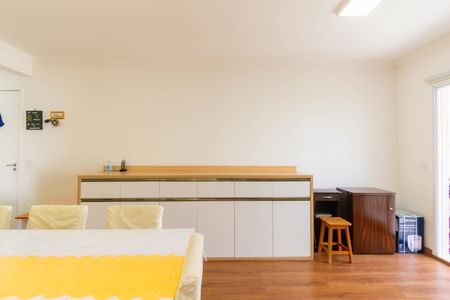 Apartamento à venda com 66m², 2 quartos e 1 vaga Apartamento à venda com 66m², 2 quartos e 1 vagaSala de Jantar
