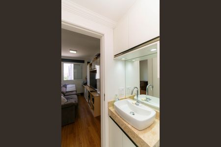 Apartamento à venda com 66m², 2 quartos e 1 vaga Apartamento à venda com 66m², 2 quartos e 1 vagaBanheiro