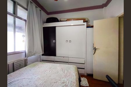 Apartamento à venda com 78m², 2 quartos e sem vagaQuarto 2