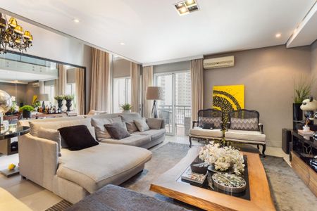 Apartamento à venda com 163m², 2 quartos e 2 vagas Apartamento à venda com 163m², 2 quartos e 2 vagasFoto 03