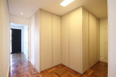 Apartamento à venda com 314m², 3 quartos e 3 vagasFoto 09