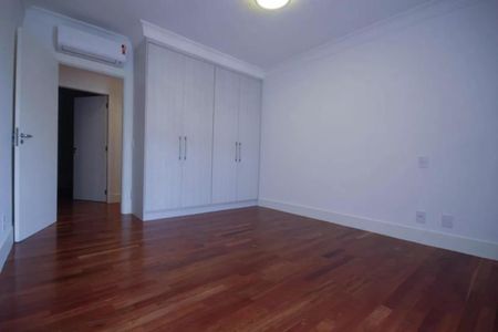 Apartamento à venda com 382m², 4 quartos e 2 vagasFoto 21