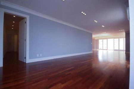 Apartamento à venda com 382m², 4 quartos e 2 vagasFoto 03