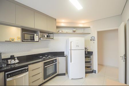 Apartamento à venda com 115m², 3 quartos e 2 vagasCozinha