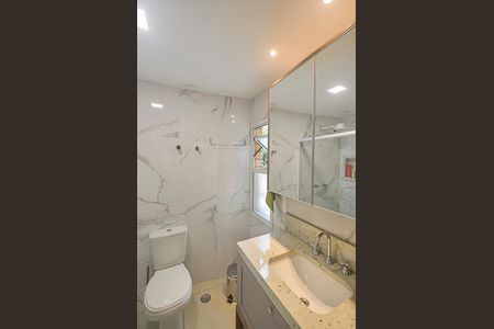 Apartamento à venda com 115m², 3 quartos e 2 vagasBanheiro da Suíte