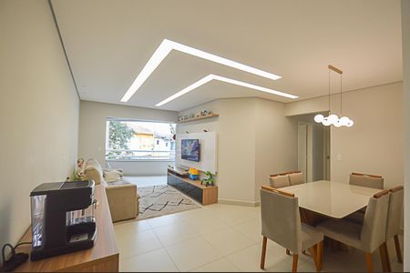 Apartamento à venda com 115m², 3 quartos e 2 vagasSala