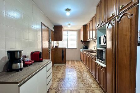 Apartamento para alugar com 146m², 3 quartos e sem vagaCozinha