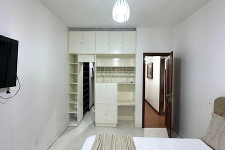 Apartamento para alugar com 146m², 3 quartos e sem vaga Apartamento para alugar com 146m², 3 quartos e sem vagaSuíte 2