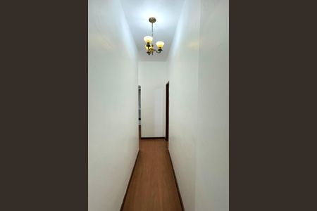 Apartamento para alugar com 146m², 3 quartos e sem vagaCorredor