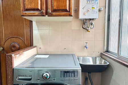 Apartamento para alugar com 146m², 3 quartos e sem vaga Apartamento para alugar com 146m², 3 quartos e sem vagaÁrea de serviço