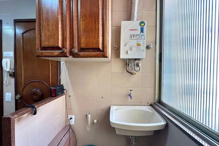 Apartamento para alugar com 146m², 3 quartos e sem vagaÁrea de Serviço