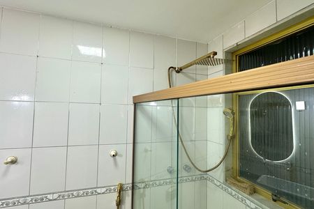 Apartamento para alugar com 146m², 3 quartos e sem vaga Apartamento para alugar com 146m², 3 quartos e sem vagaBanheiro da Suíte