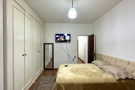 Apartamento para alugar com 146m², 3 quartos e sem vaga Apartamento para alugar com 146m², 3 quartos e sem vagaQuarto