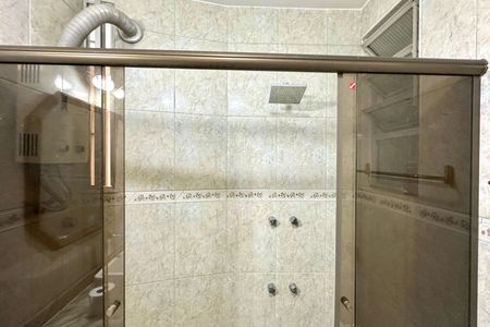 Apartamento para alugar com 146m², 3 quartos e sem vagaBanheiro Social