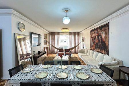 Apartamento para alugar com 146m², 3 quartos e sem vaga Apartamento para alugar com 146m², 3 quartos e sem vagaSala