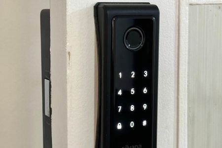 Apartamento para alugar com 146m², 3 quartos e sem vagaMaçaneta eletrónica