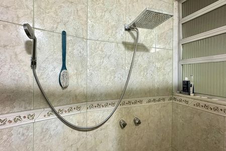 Apartamento para alugar com 146m², 3 quartos e sem vaga Apartamento para alugar com 146m², 3 quartos e sem vagaBanheiro social