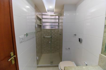 Apartamento à venda com 150m², 3 quartos e 1 vagaBanheiro da Suíte