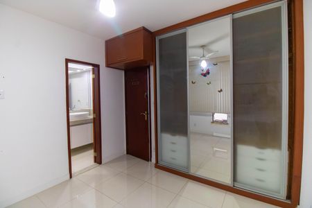 Apartamento à venda com 150m², 3 quartos e 1 vagaSuíte