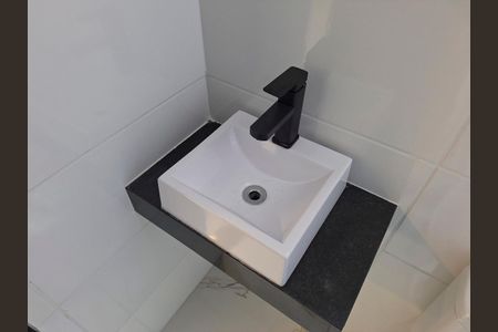 Studio para alugar com 24m², 1 quarto e sem vaga Studio para alugar com 24m², 1 quarto e sem vagaBanheiro