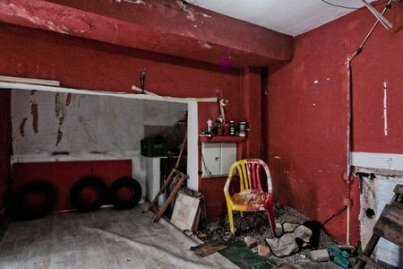 Casa à venda com 322m², 2 quartos e 4 vagasGaragem