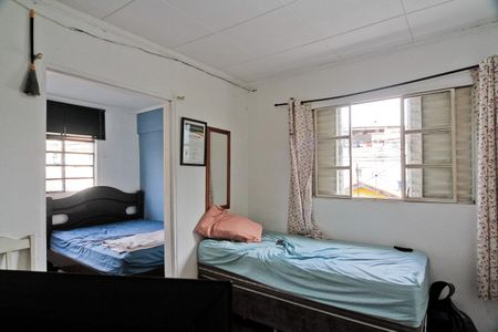 Casa à venda com 322m², 2 quartos e 4 vagasSala