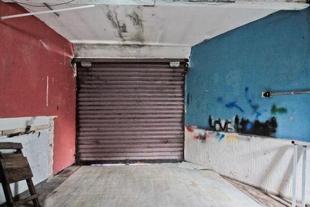 Casa à venda com 322m², 2 quartos e 4 vagasGaragem