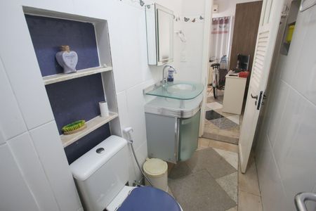 Casa de condomínio à venda com 1015m², 4 quartos e 3 vagasBanheiro da  Suíte Externa