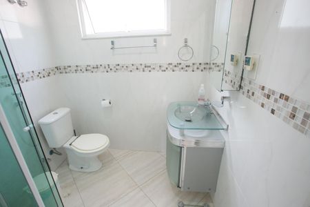 Casa de condomínio à venda com 1015m², 4 quartos e 3 vagasBanheiro da Suíte 2