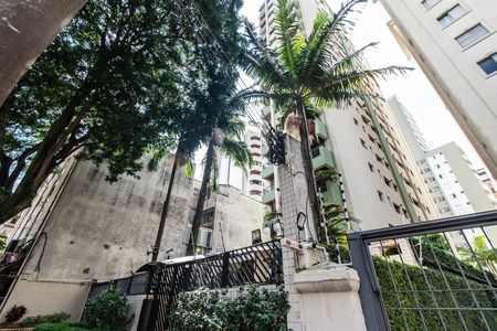 Apartamento para alugar com 93m², 3 quartos e 1 vaga Apartamento para alugar com 93m², 3 quartos e 1 vagaFachada