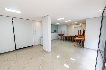 Apartamento para alugar com 93m², 3 quartos e 1 vaga Apartamento para alugar com 93m², 3 quartos e 1 vagaÁrea Comum - Salão de festas