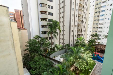 Apartamento para alugar com 93m², 3 quartos e 1 vaga Apartamento para alugar com 93m², 3 quartos e 1 vagaVaranda da suíte