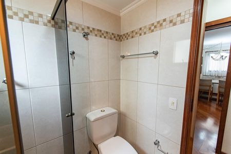 Apartamento para alugar com 93m², 3 quartos e 1 vaga Apartamento para alugar com 93m², 3 quartos e 1 vagaBanheiro da suíte