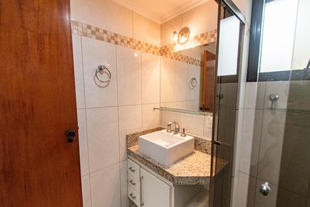 Apartamento para alugar com 93m², 3 quartos e 1 vaga Apartamento para alugar com 93m², 3 quartos e 1 vagaBanheiro da suíte
