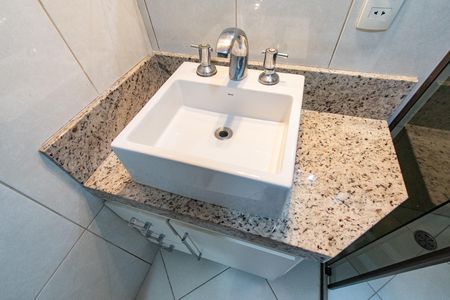 Apartamento para alugar com 93m², 3 quartos e 1 vaga Apartamento para alugar com 93m², 3 quartos e 1 vagaBanheiro da suíte