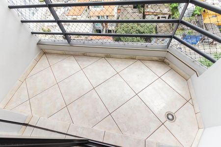 Apartamento à venda com 49m², 2 quartos e 1 vaga Apartamento à venda com 49m², 2 quartos e 1 vagaVaranda