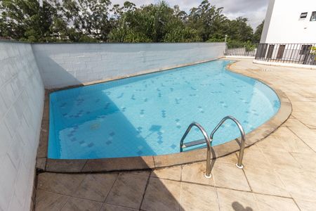 Apartamento à venda com 49m², 2 quartos e 1 vaga Apartamento à venda com 49m², 2 quartos e 1 vagaPiscina